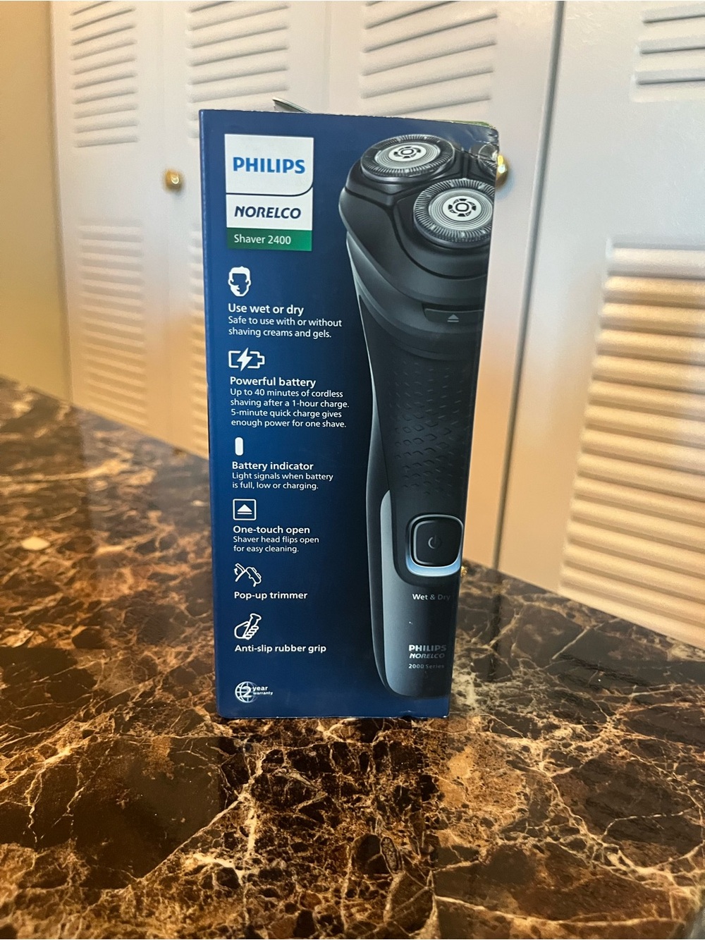 New Philips Shaver 2400 Electric Razor - Black - Picture 3 of 5